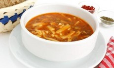 Erişteli Mercimek Çorbası Tarifi