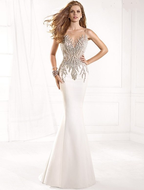 beyaz işlemeli tarık ediz gece elbisesi modeli