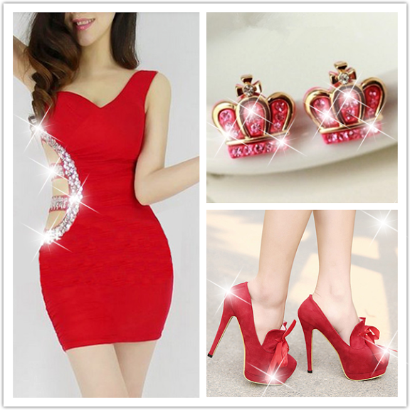 kırmızı bayan kombin ayakkabı elbise takı