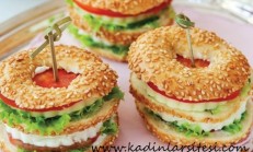 Susamlı Simit Sandviç Tarifi