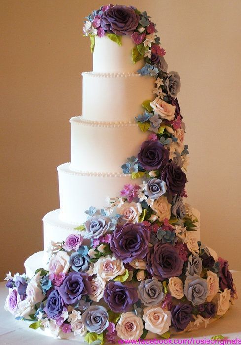 gül bahçesi temalı düğün pastası