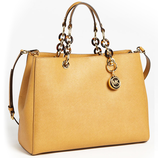 michael kors tasarım sarı çanta modeli