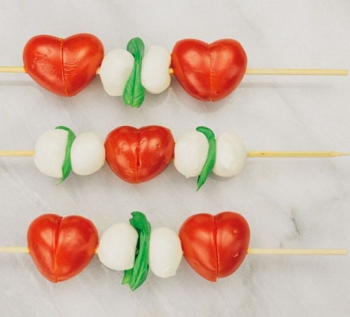 Cherry Domateslerden Kalp Yapalım